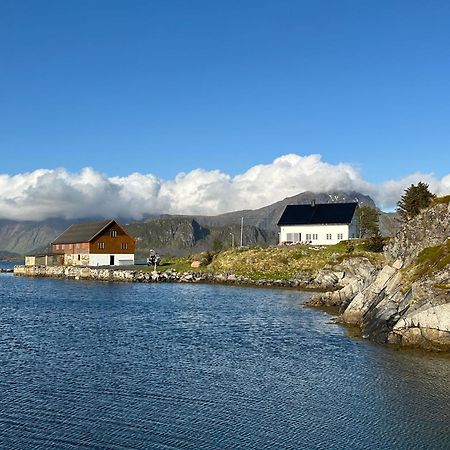 Villa Borgvag - A Unique Seafront Villa In The Heart Of Lofoten Bostad Bagian luar foto