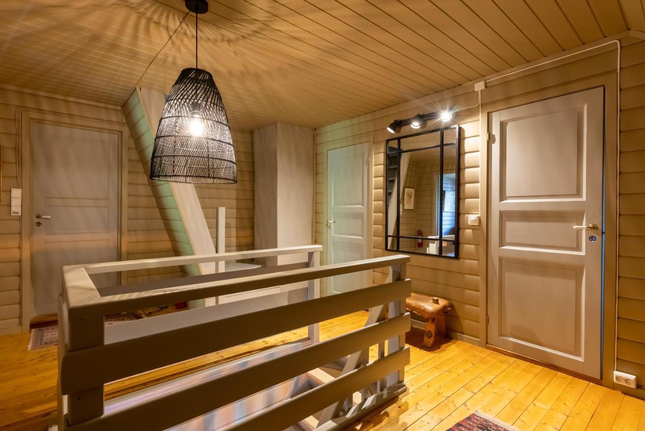 Villa Borgvag - A Unique Seafront Villa In The Heart Of Lofoten Bostad Bagian luar foto