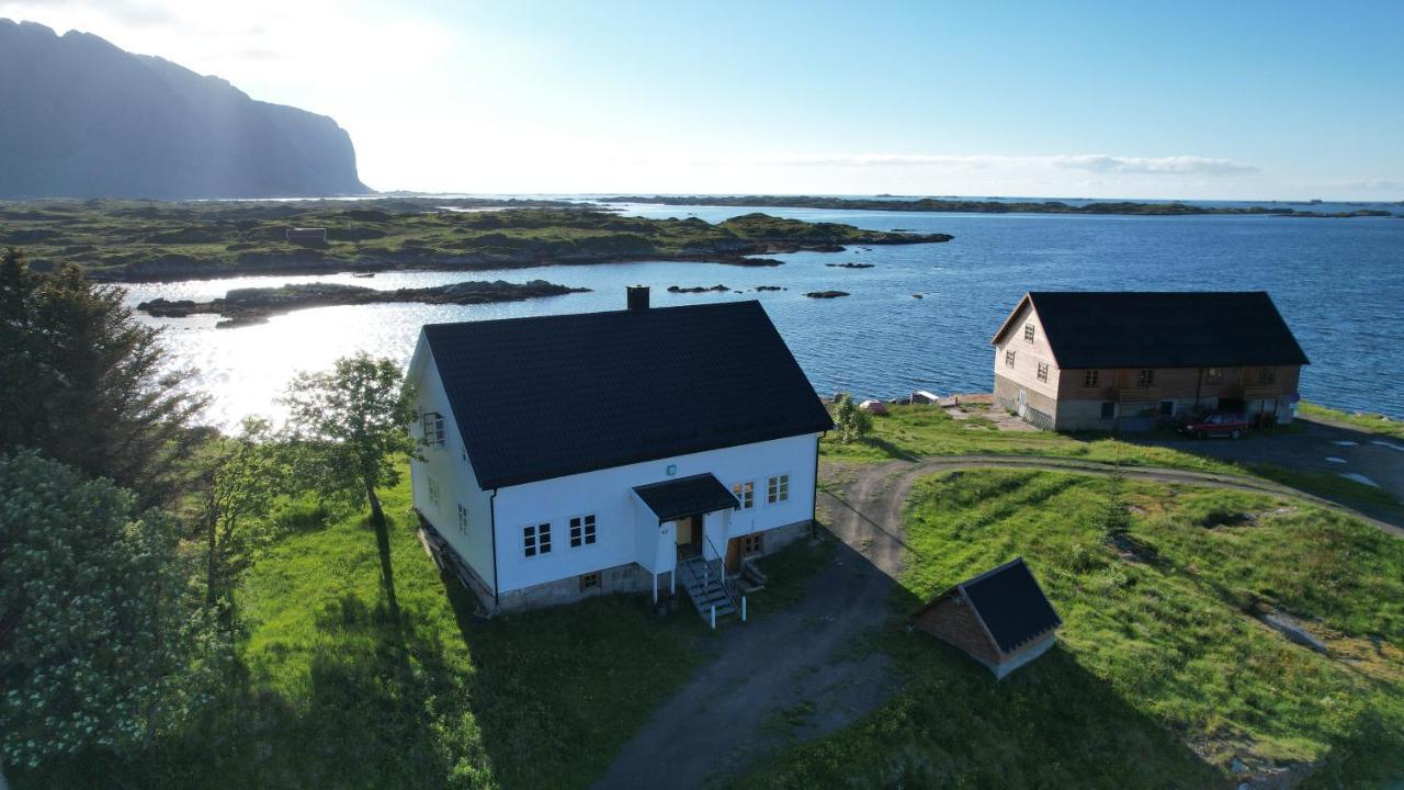Villa Borgvag - A Unique Seafront Villa In The Heart Of Lofoten Bostad Bagian luar foto