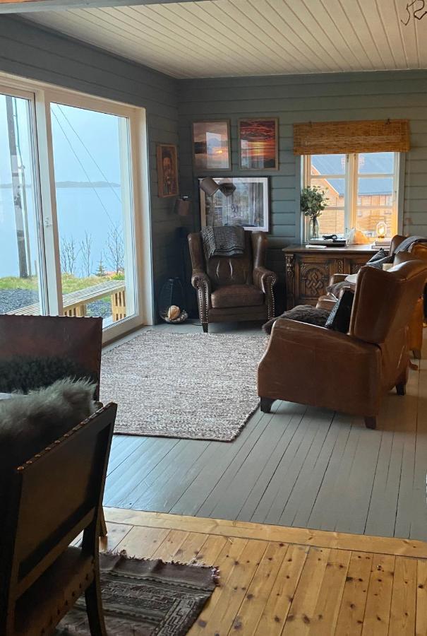 Villa Borgvag - A Unique Seafront Villa In The Heart Of Lofoten Bostad Bagian luar foto