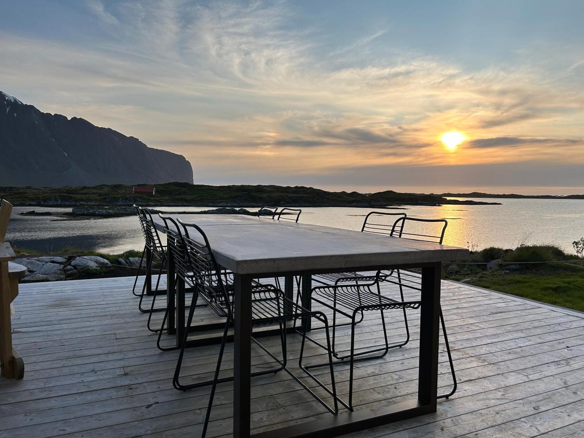 Villa Borgvag - A Unique Seafront Villa In The Heart Of Lofoten Bostad Bagian luar foto